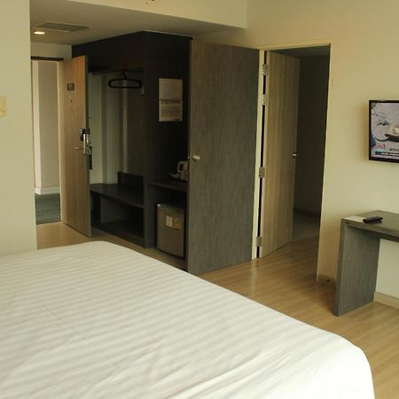 Leosor Hotel Nakhon Ratchasima Exterior photo